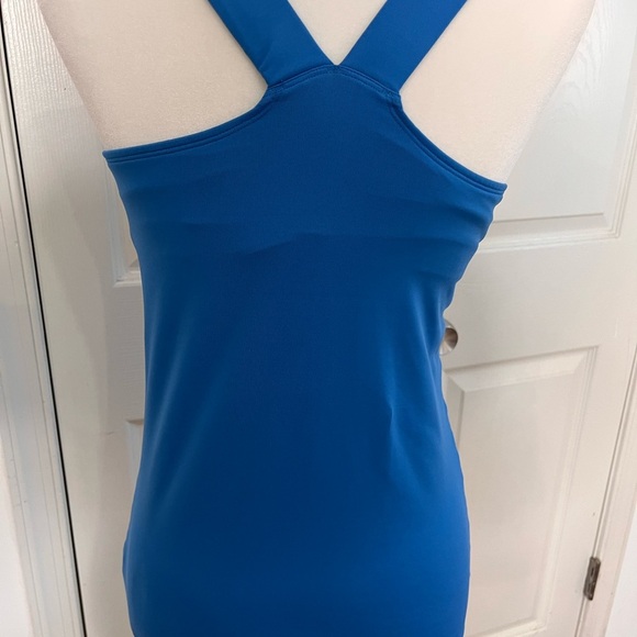 Under Armour Women's Vibrant Blue Tank Top S/M - Picture 4 of 7